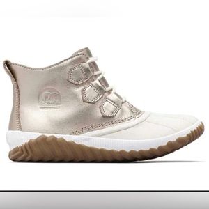 Sorel Waterproof Handcrafted Natural Rubber & Leather Womens Size 6.5